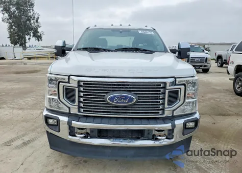 2021 Ford F350 Super Duty z USA, uszkodzony, nr VIN 1FT8W3DT9MEC22066